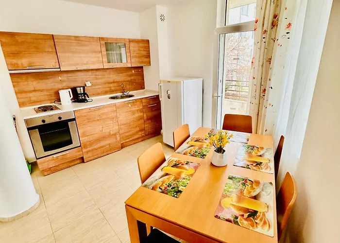 Charming 2-bed Flat With Pool View In Sunny Beach, Bulgaria Apartment Sunny Beach