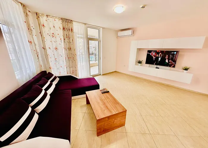 Charming 2-bed Flat With Pool View In Sunny Beach, Bulgaria * Sunny Beach