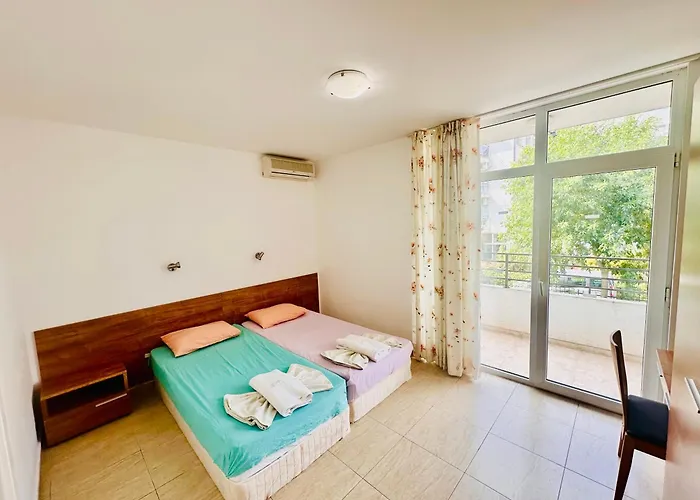 Apartment Charming 2-bed Flat With Pool View In Sunny Beach, Bulgaria Sunny Beach