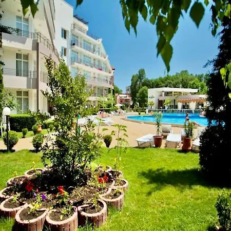Apartamento Charming 2-bed Flat With Pool View In Sunny Beach, Bulgaria *